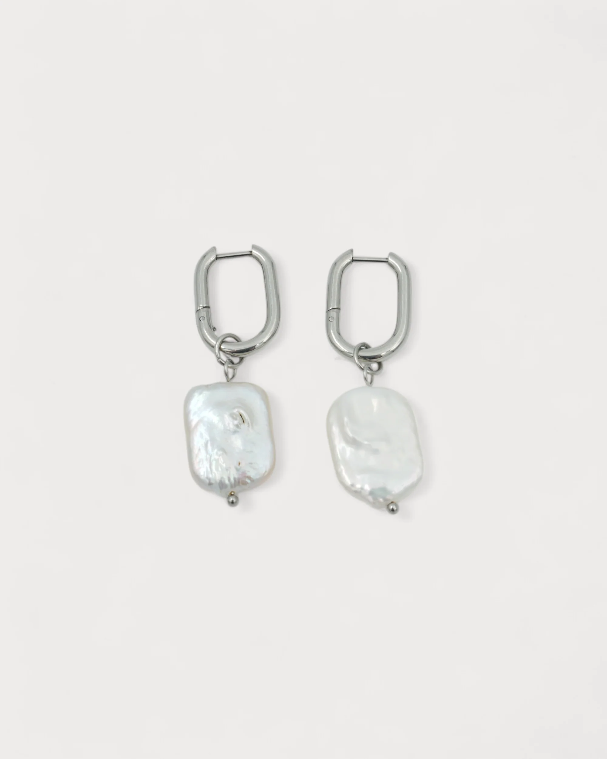 Capri Shell - Earrings - Stainless Steel - Image 3