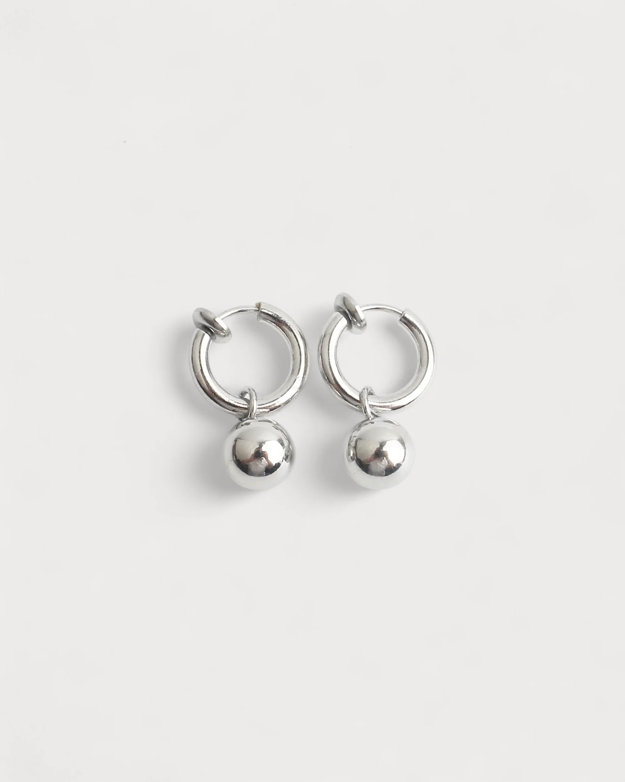 Desiré - Earrings - Clip On - Stainless Steel - Image 3