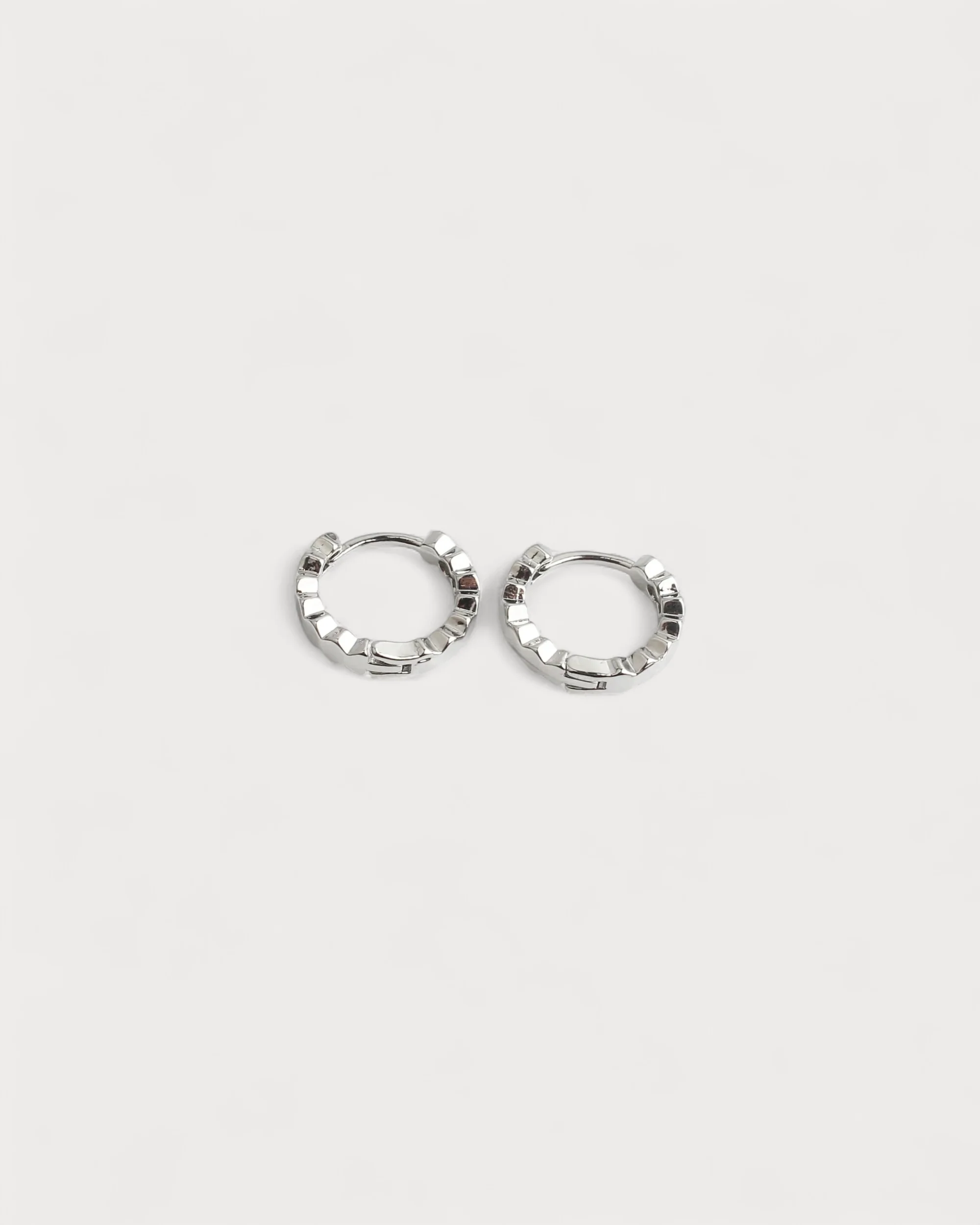Emma - Earrings - Plated - Image 3
