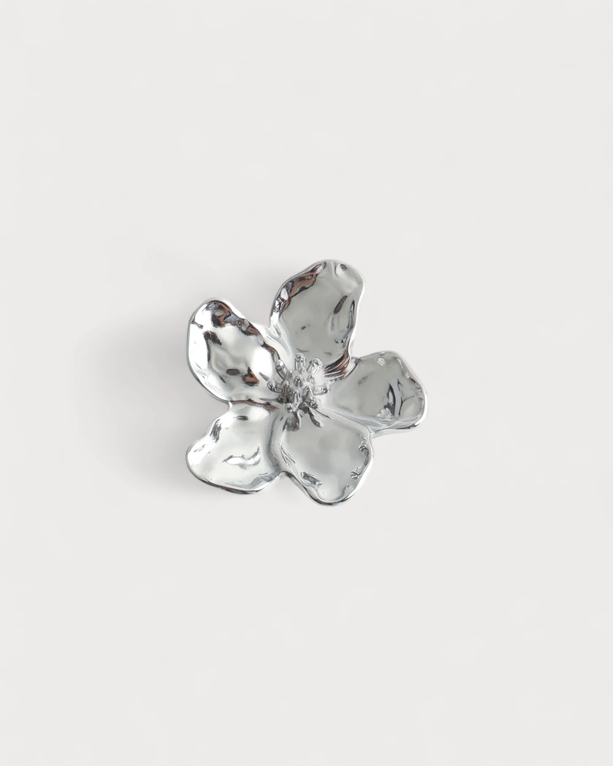 Flower - Button Brooch - Stainless Steel - Image 3