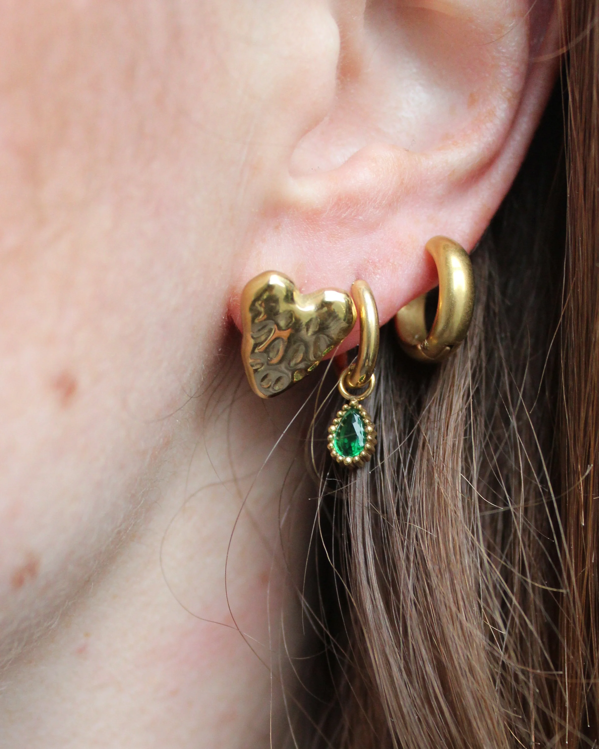 Hearts - Studs - Earrings - Stainless Steel - Image 2