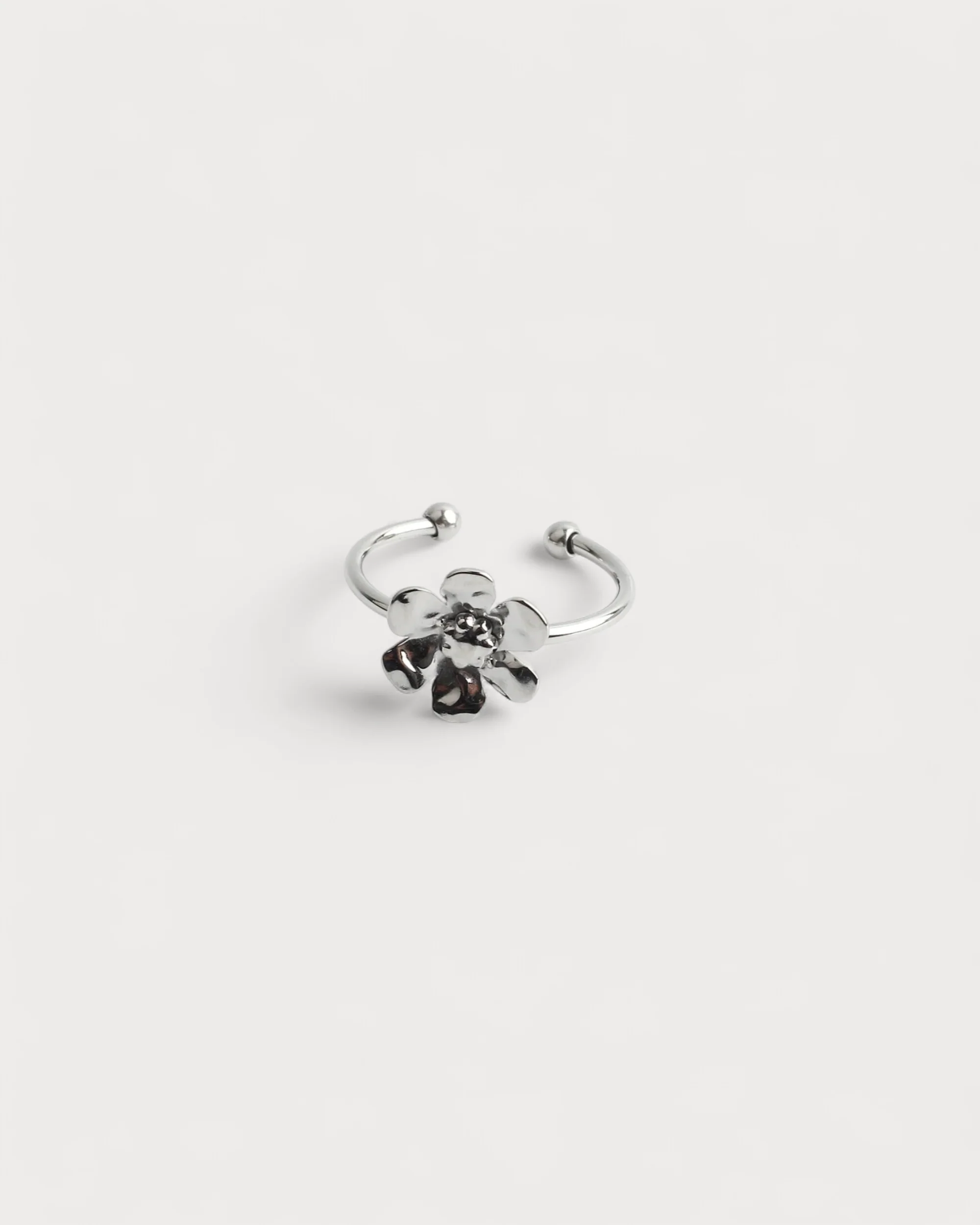 Kae Flower - Ring - Stainless Steel - Adjustable - Image 3