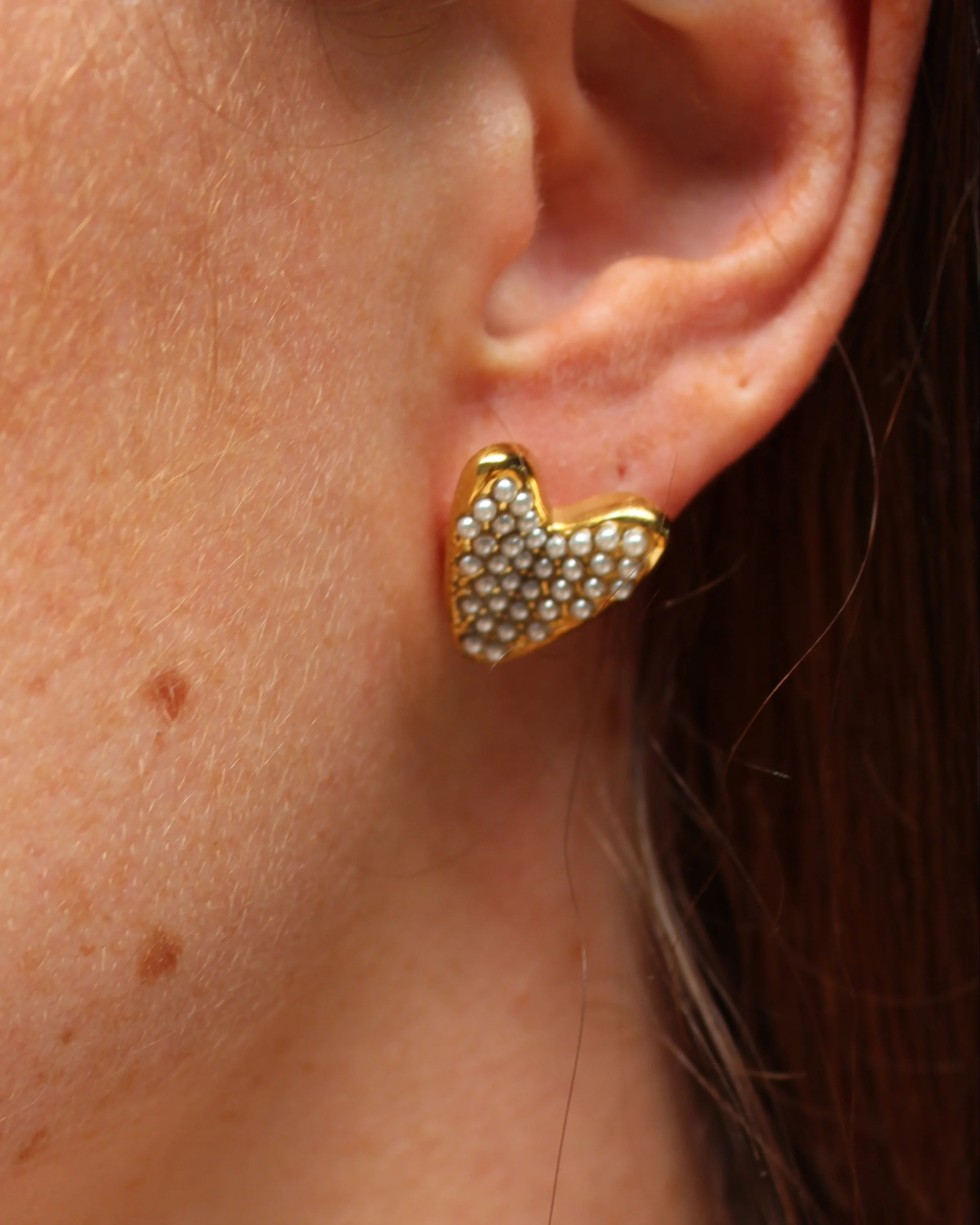 Lovely Pearls - Earrings - Studs - Stainless Steel - Image 2