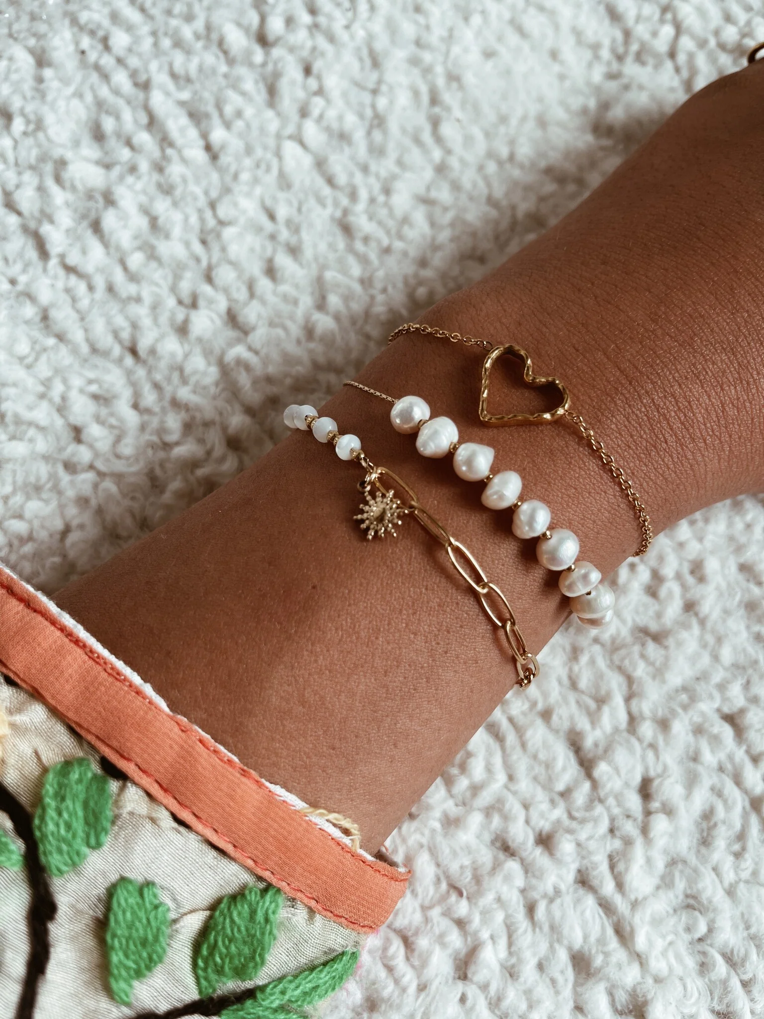 Shell And Chain - Bracelet - Stainless Steel - Image 2