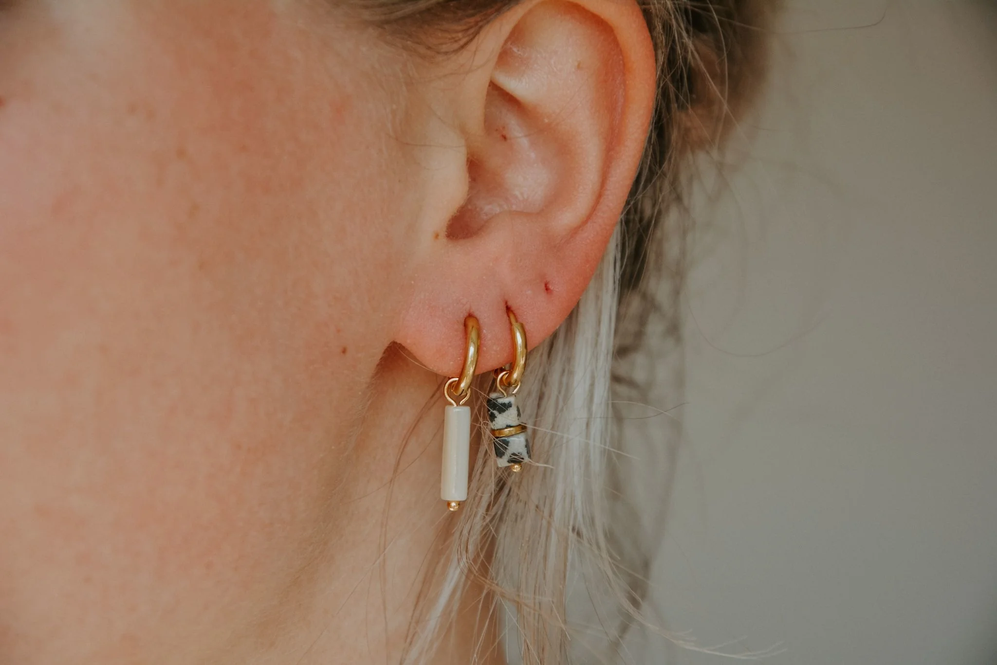 Shell - Earrings - Stainless Steel - Image 2