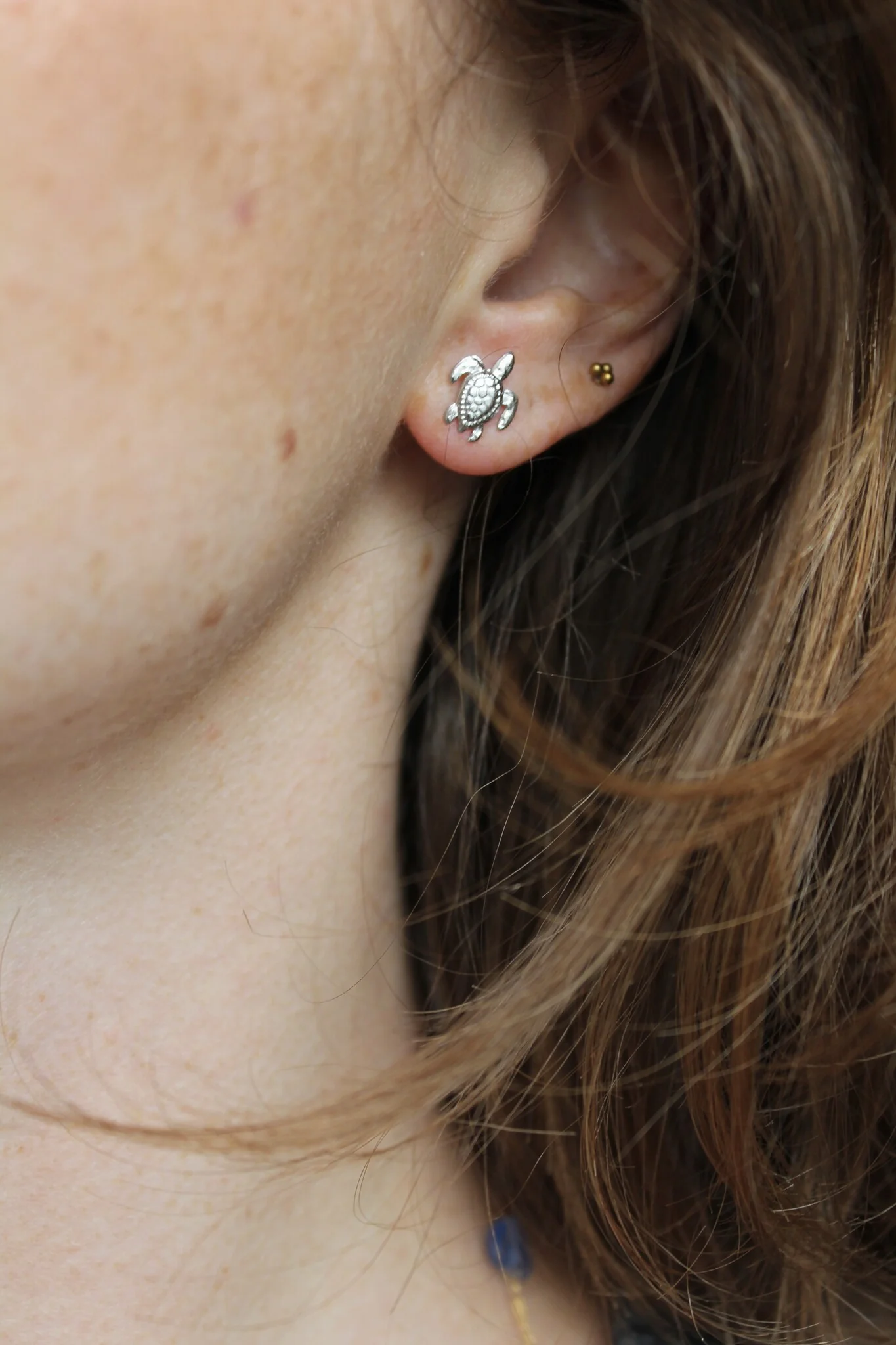 Turtle - Studs - Earrings - Stainless Steel - Image 4