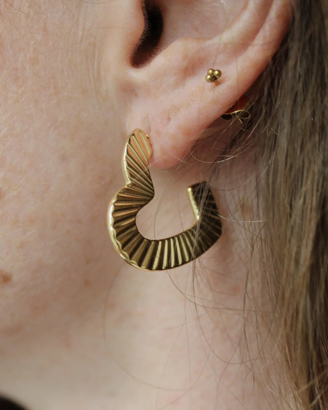 Yiva - Earrings - Stainless Steel - Image 2